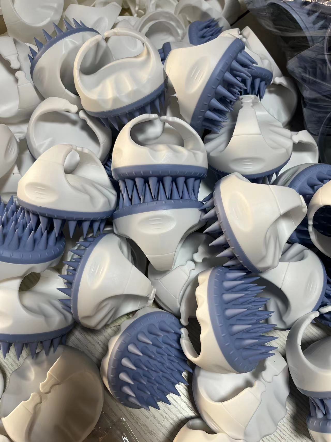 Scalp Massager for Hair Growth & Deep Cleansing